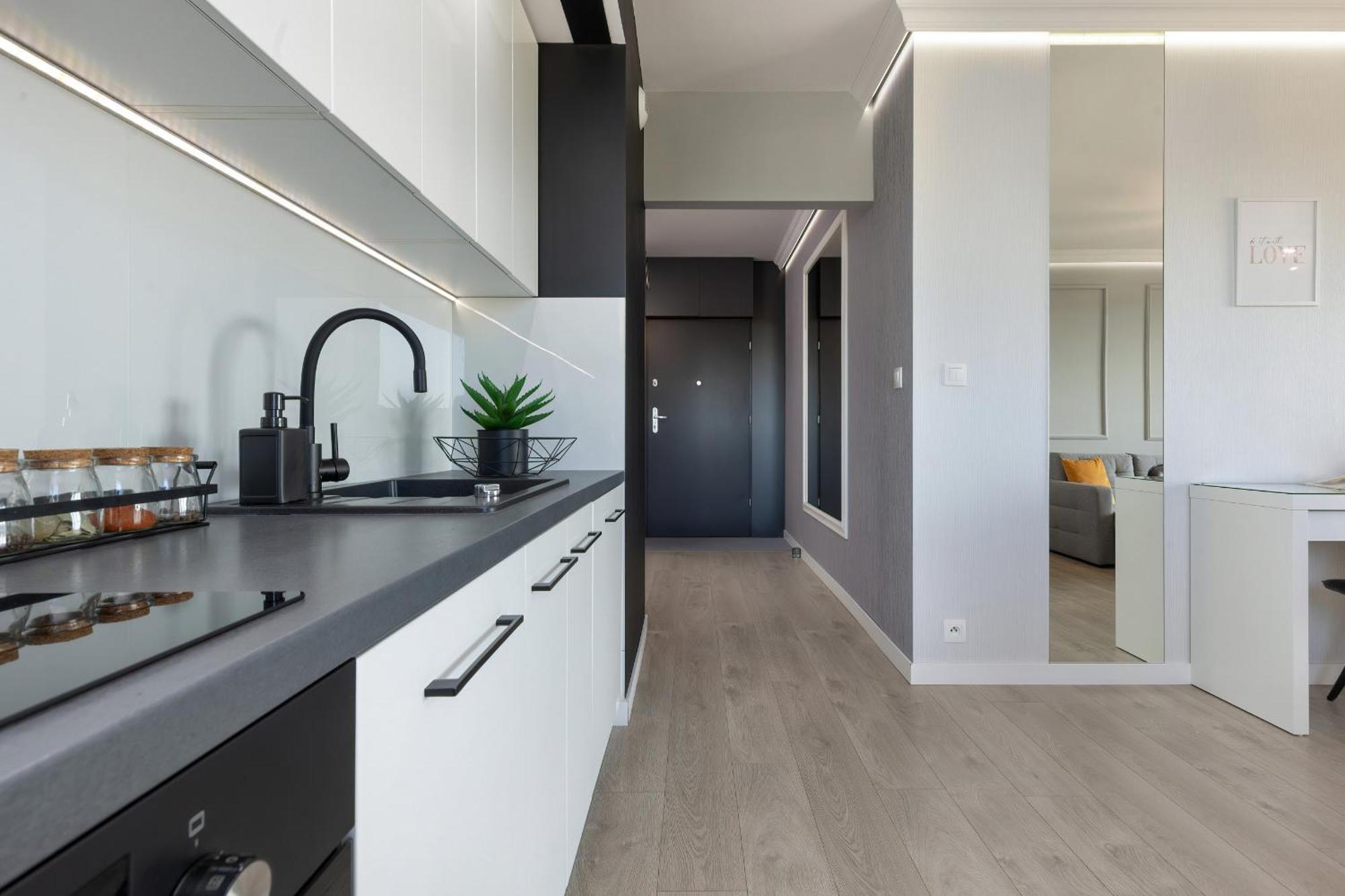 Podgorze Lipska Pet-Friendly Apartment With Balcony And Parking By Renters Prestige Cracovia Exterior foto